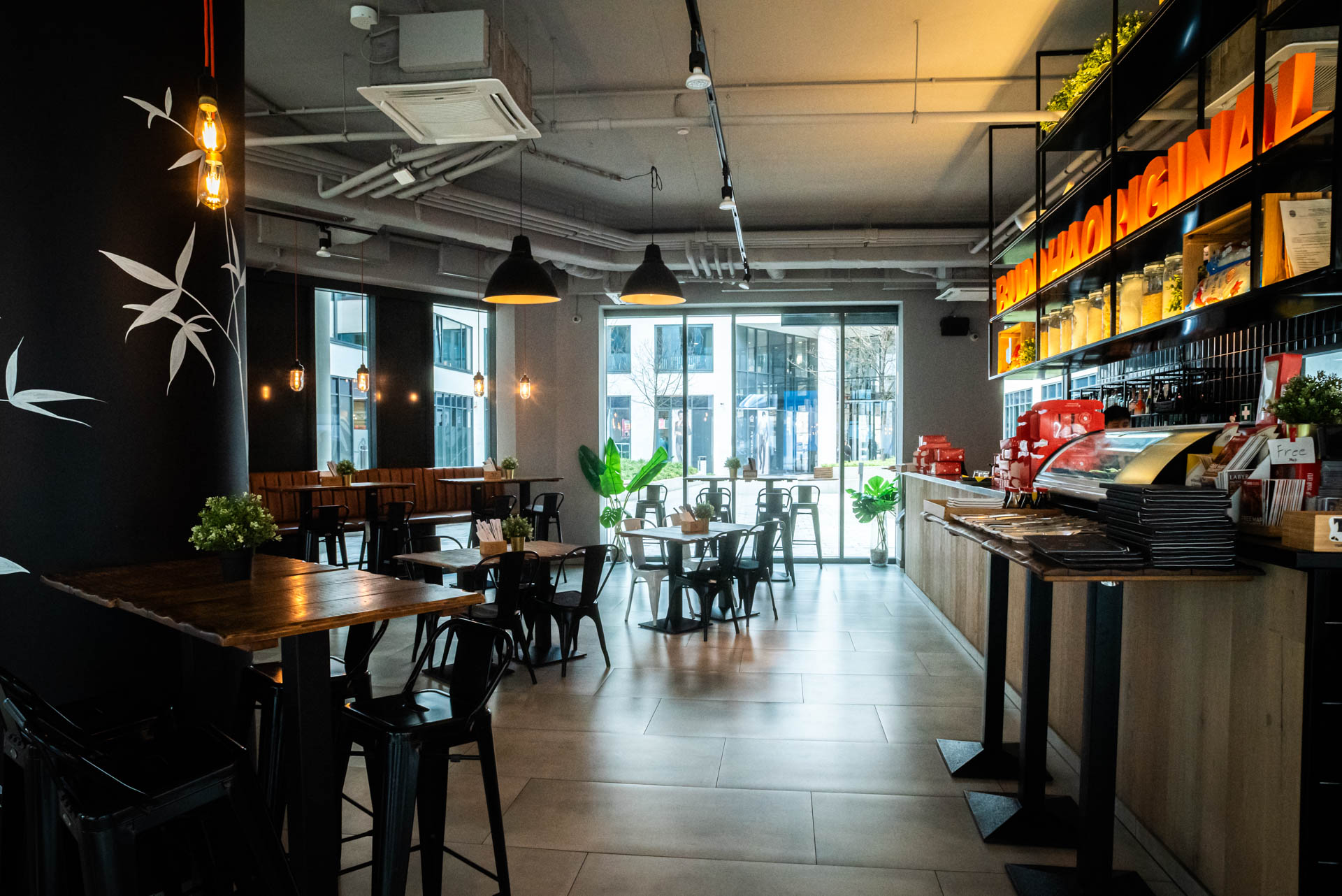 Gallery image Buddha Original thai étterem és sushi bár I Váci Greens I Budapest