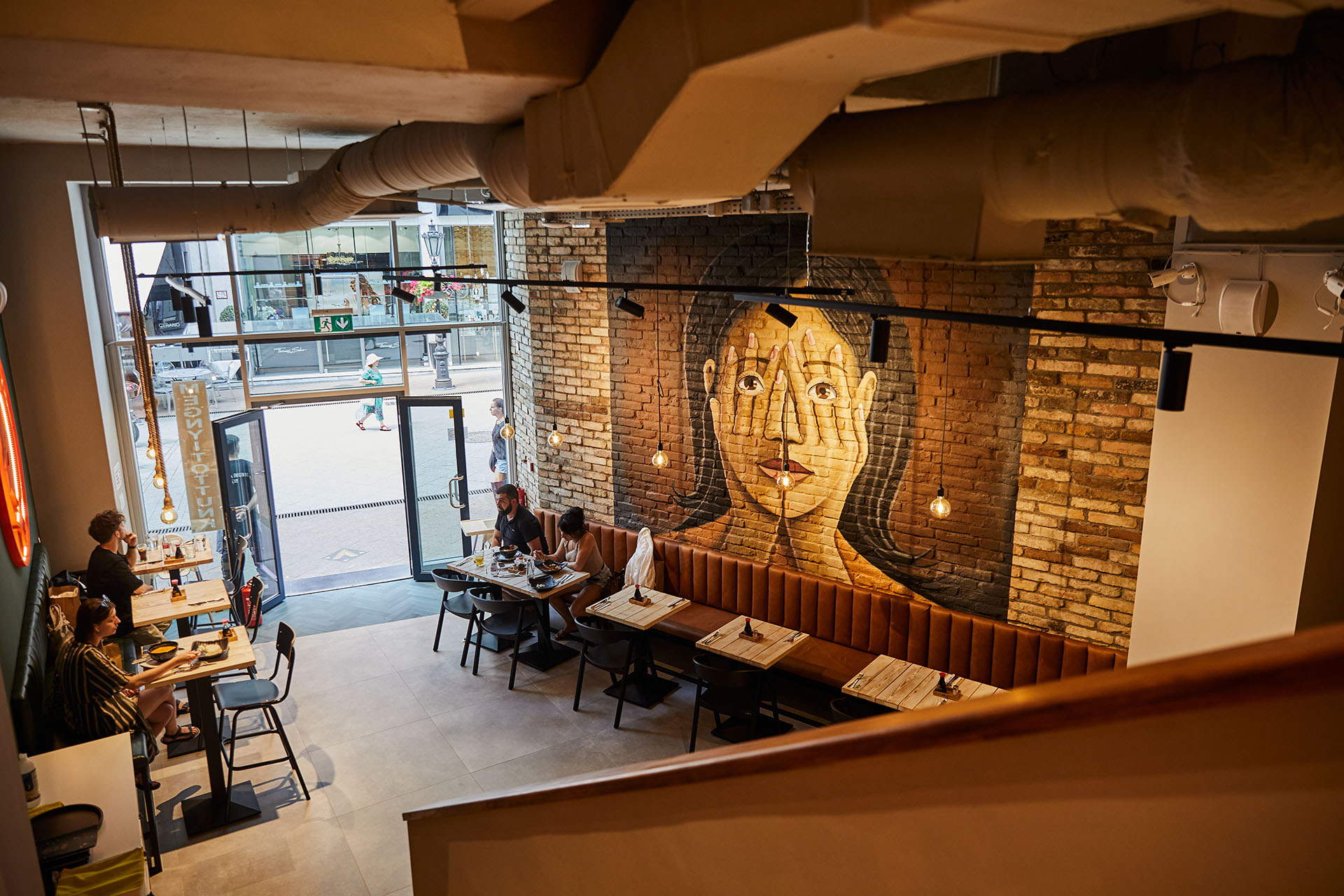 Gallery image Buddha Original thai étterem és sushi bár I Kristóf tér I Budapest
